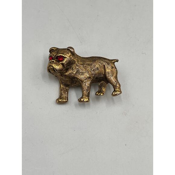 Pug French Bulldog Dog Pin
Puppy Bull Boxer Brooch Red Eyes Textured Gold Tone - Picture 3 of 7